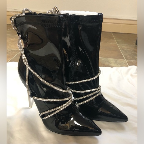 AZALEA WANG DIAMOND DRIP STILETTO BOOTIES SIZE: 9 - Picture 4 of 11